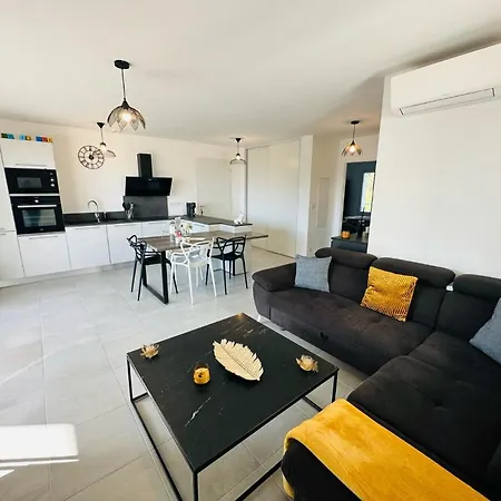 A Serenita La As18 Apartment Solaro